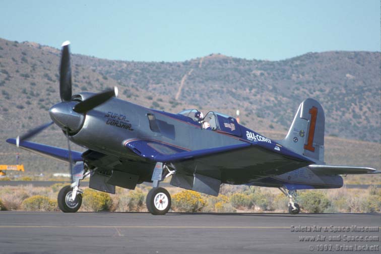 921418 F4U Super Corsair N31518 left fro