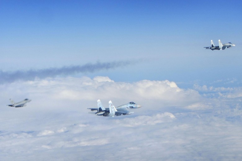 Handout-photo-of-Russian-Su-27-jets-and-