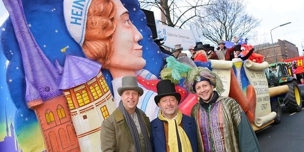due-juedischer-karnevalswagen