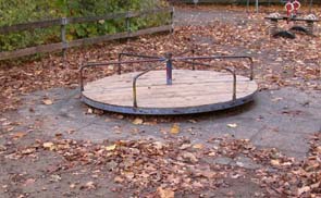 spielplatz karussel