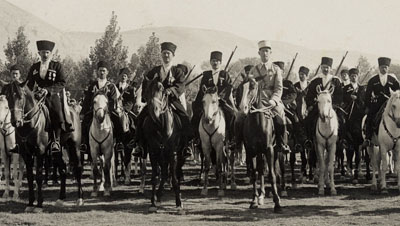 Circassiantroopswiththeirfrenchofficer.j