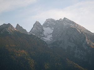 300px Hochkalter mit Blaueis von Norden.