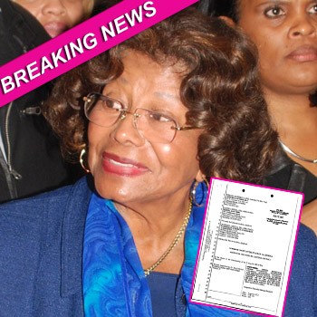 Katherine-Jackson-phone-ipad-WENN