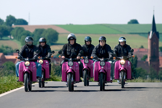 Simson Pink