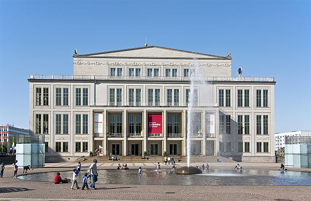 640px-Leipzig - Opernhaus 2009