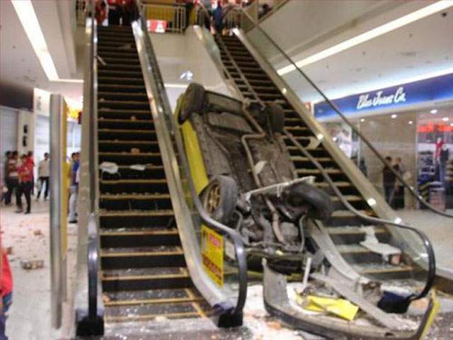 escalator