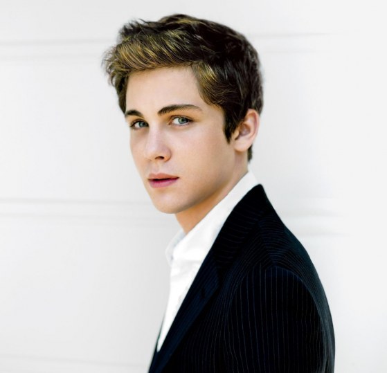 img logan lerman hot 212569889