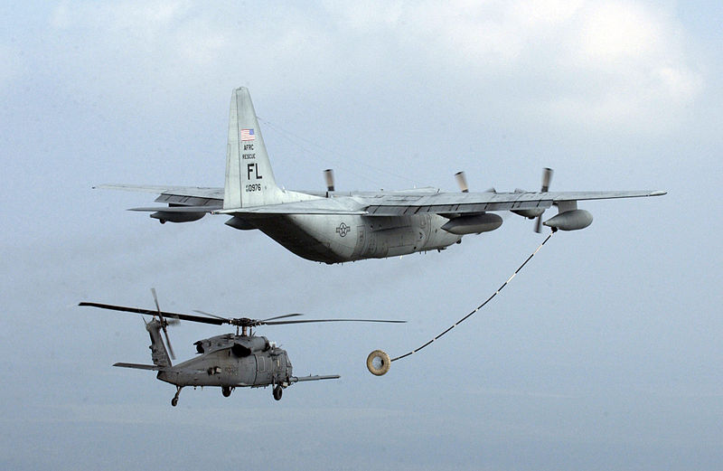 Bilder-Thread tgKJAK0 800px-Helicopter aerial refueling