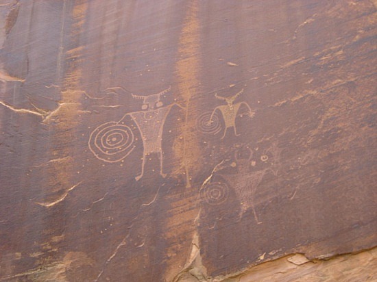 2 1245701314 petroglyphs-in-mill-creek-c