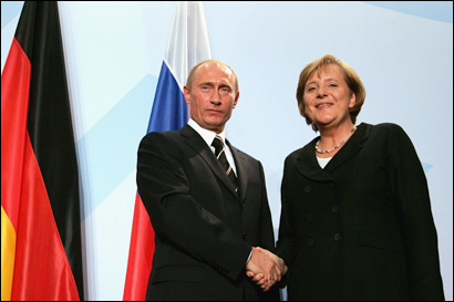 putin-merkel-410