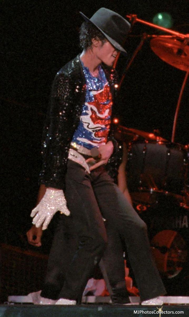 Amazing-Victory-Tour-Pics-michael-jackso