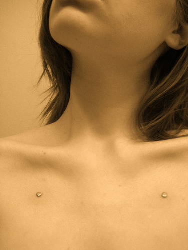 52840d1258218926-dermal-anchor-piercing-