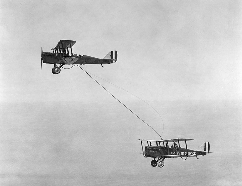 Bilder-Thread trArCku 782px-Refueling2C 1923