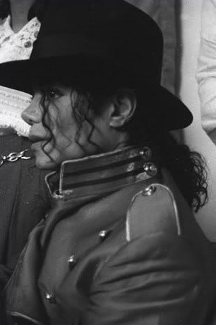 Michael-Pan-3-michael-jackson-25989425-3