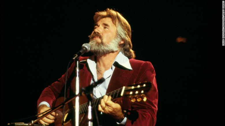 200321051959-03-kenny-rogers-file-exlarg