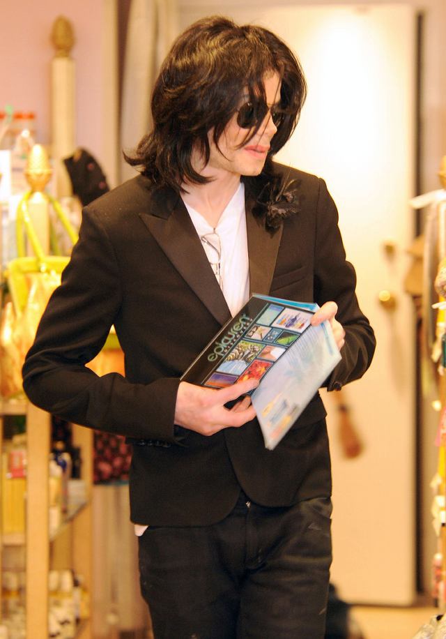 michael-jackson-shopping