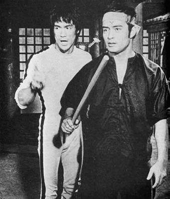 bruce lee et dan inosanto ce06ad53b41f63