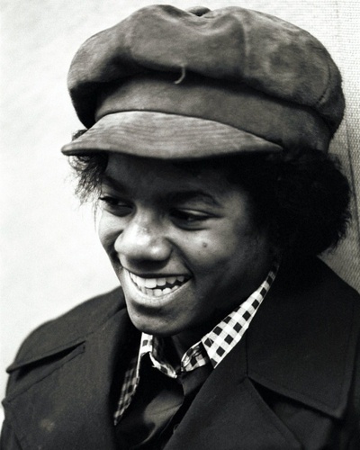 MJ-michael-jackson-19249456-400-500