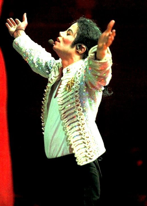 -HIStory-World-Tour-michael-jackson-2163