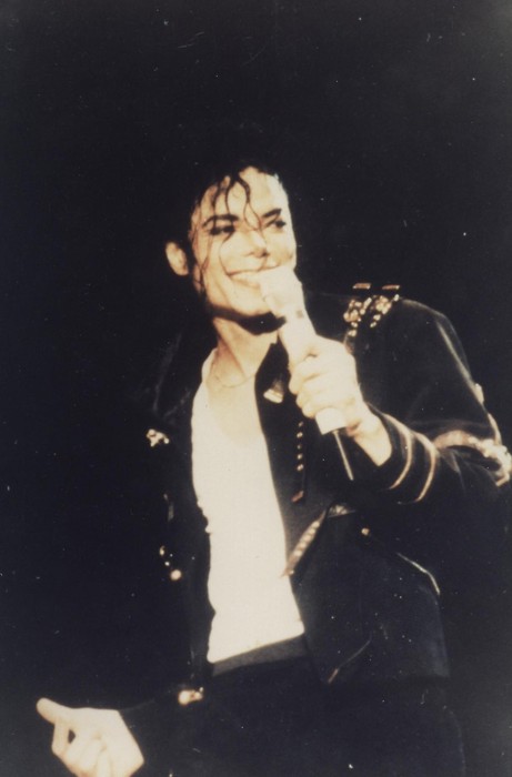 Adorable-michael-jackson-24713749-461-70