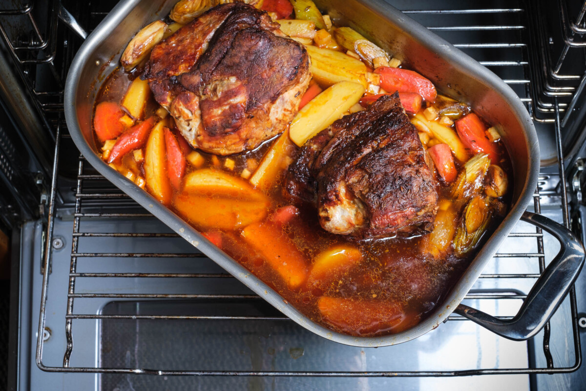 schweinebraten-rezept-bild-1200x800