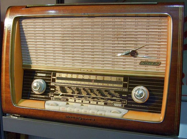 010055852a39 radio