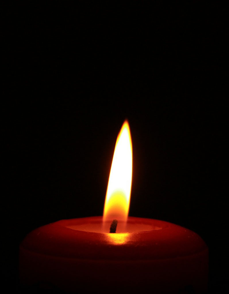54e852f781d2 mourning-214439 1280-1