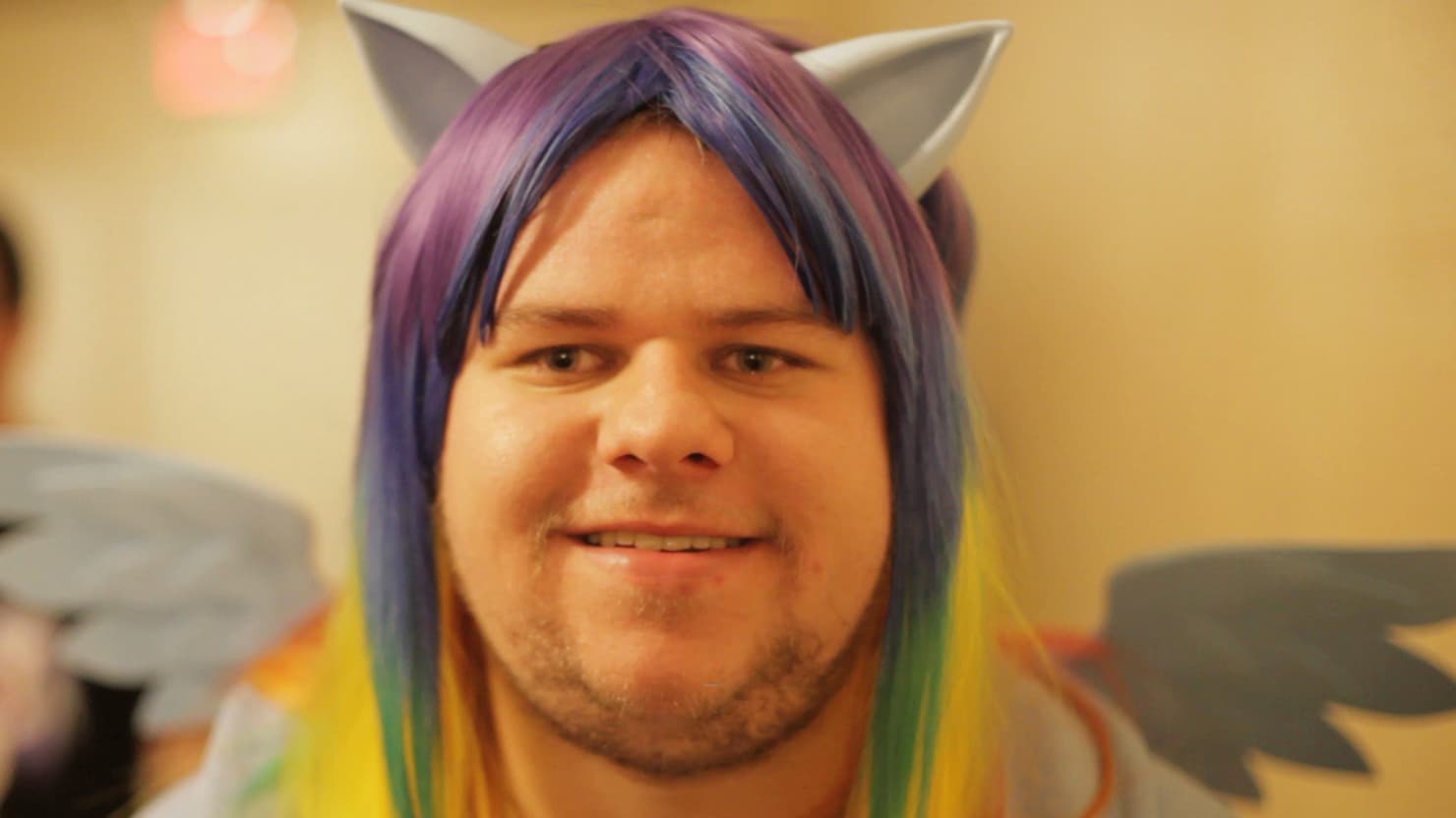 Fumos miese Spelunke 5ffd52f988be 140430-fallon-brony-tease mhocmv.jpeg