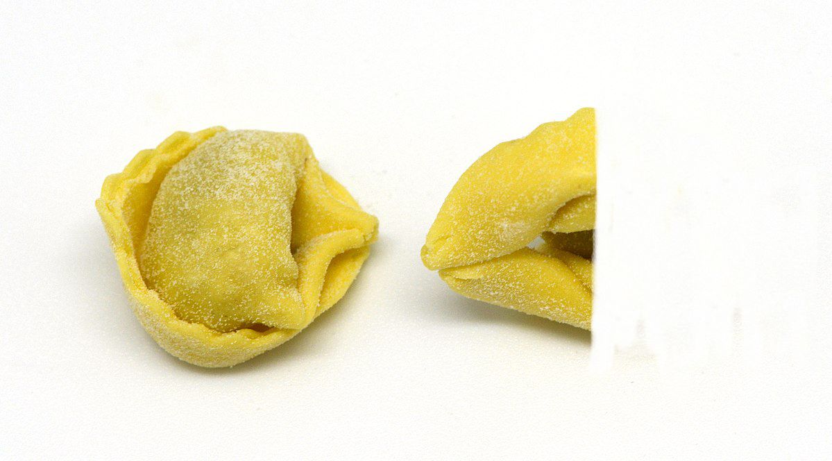 82118602387b Einundhalb-Tortellini