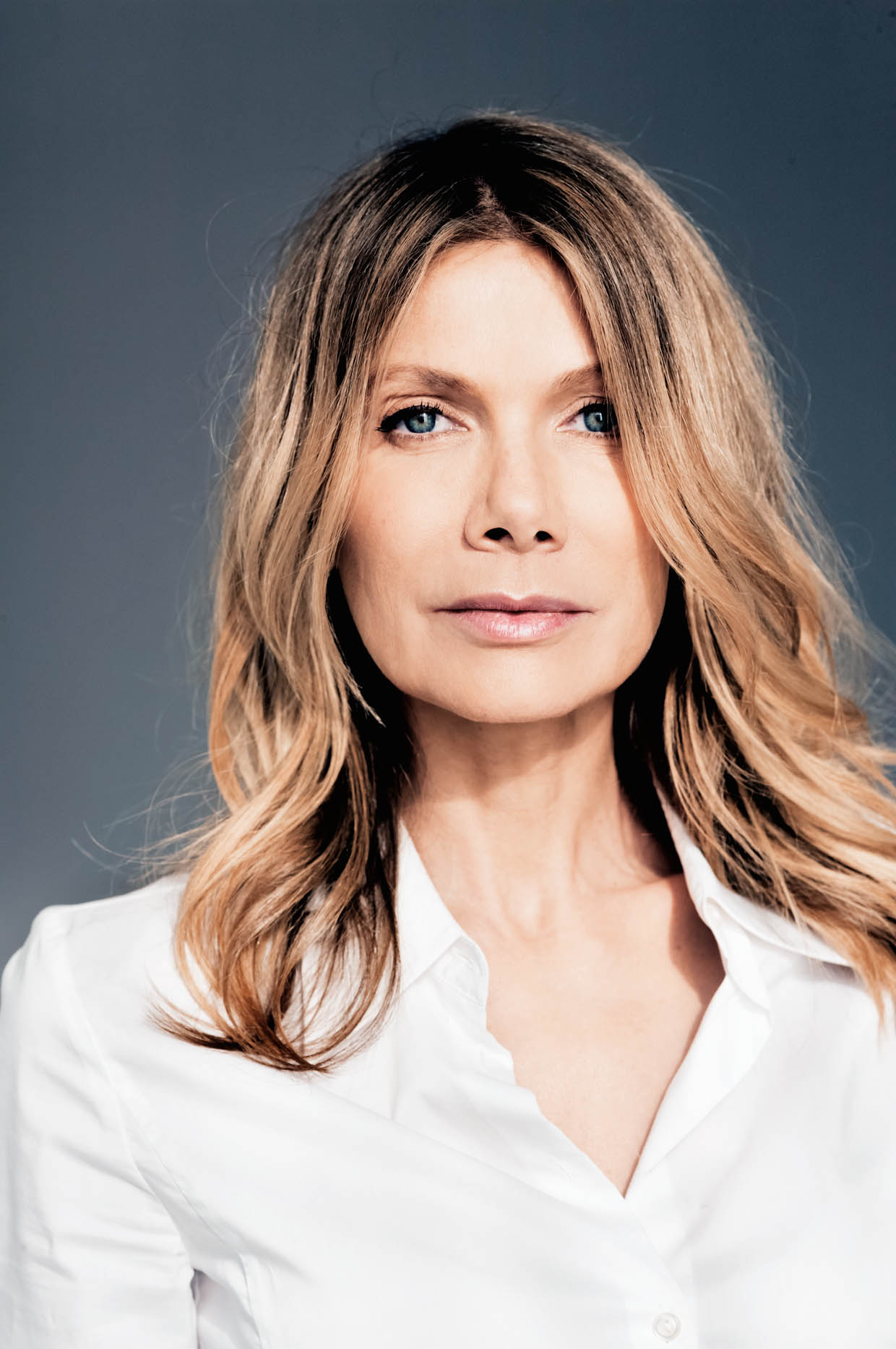 MV5BZjA5NzIwNGUtNTkwZC00ZTVhLTkxNzItMDE0