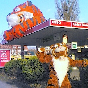 ESSO Station Hamburg Kieler Str Advent P