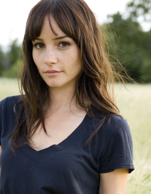 jocelin-donahue-b2d84317-f6e5-45c9-90ec-