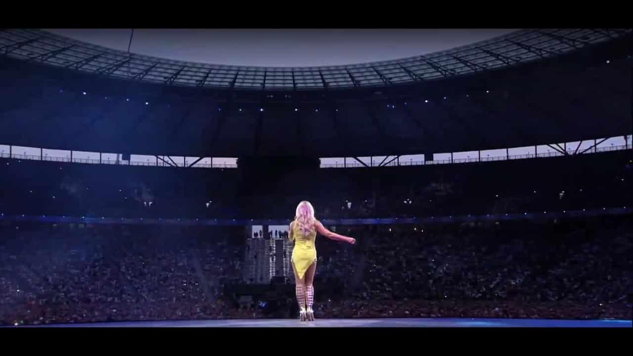 Helene Fischer DFB Pokal 2017 - Copy