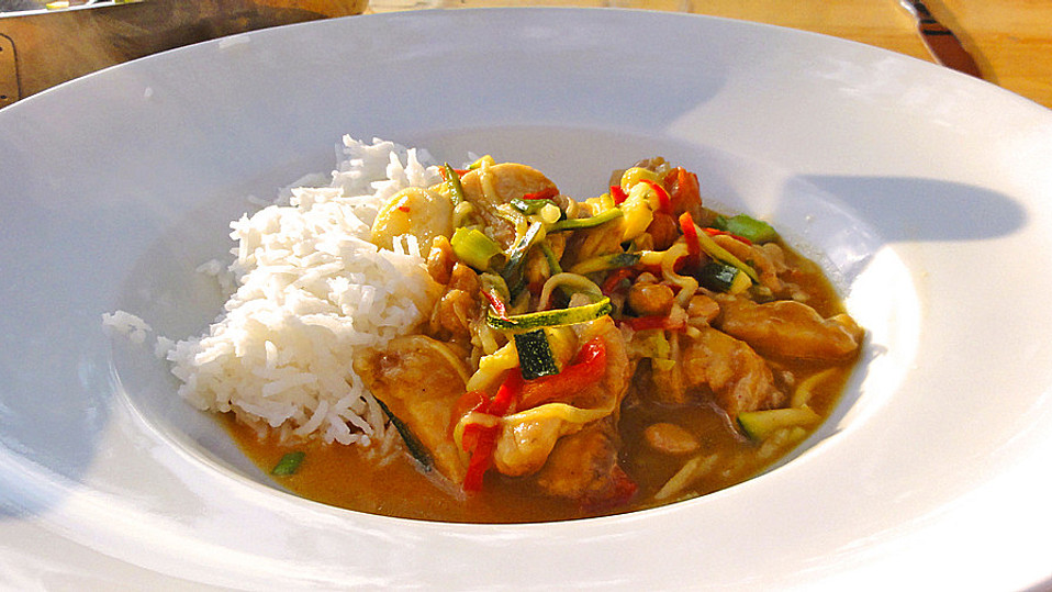 huhn-gemuese-pfanne-sambal-oelek