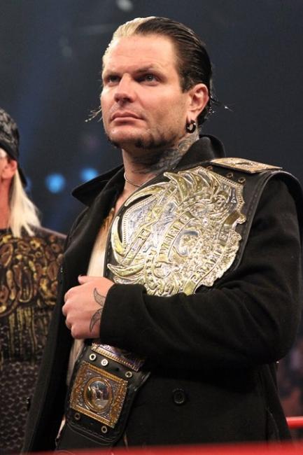 /dateien/61829,1296908712,JeffHardy2011