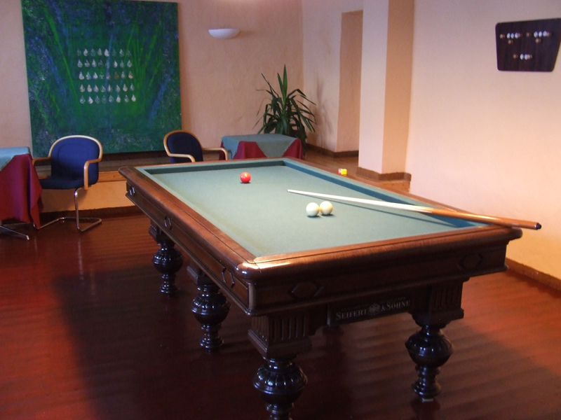 /dateien/gg3012,1239025115,billard1