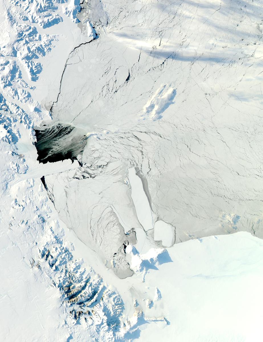 /dateien/gg7789,1099053113,Antarctica.A2004088.0350.250m