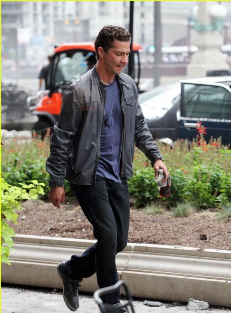 /dateien/np66944,1287824055,shia-labeouf-takes-over-chicago-01-756x1024