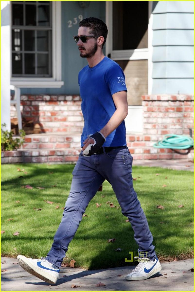 /dateien/np66944,1288530460,shia-labeouf-iced-tea-04