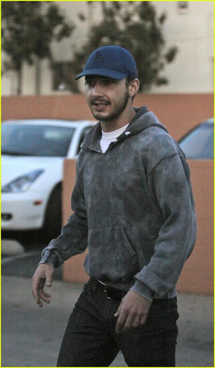 /dateien/np66944,1288553449,shia-labeouf-aa-03