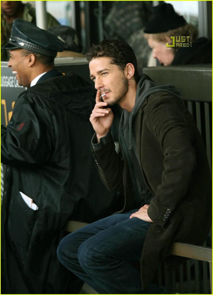 /dateien/np66944,1288555866,shia-smoking-04