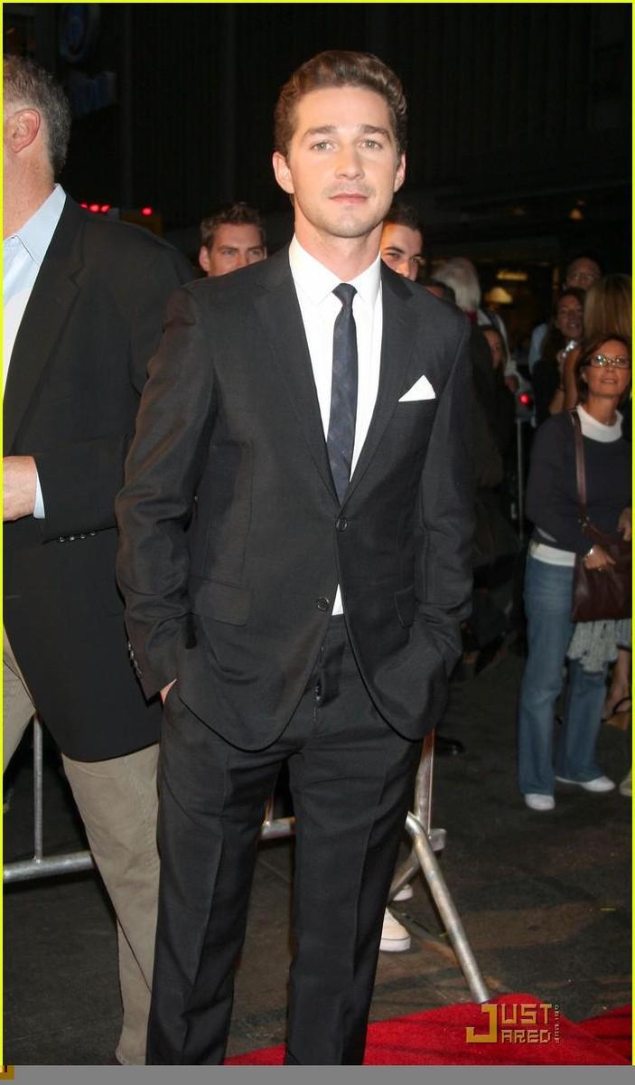 /dateien/np66944,1288706649,mulligan-labeouf-wall-street-premiere-14