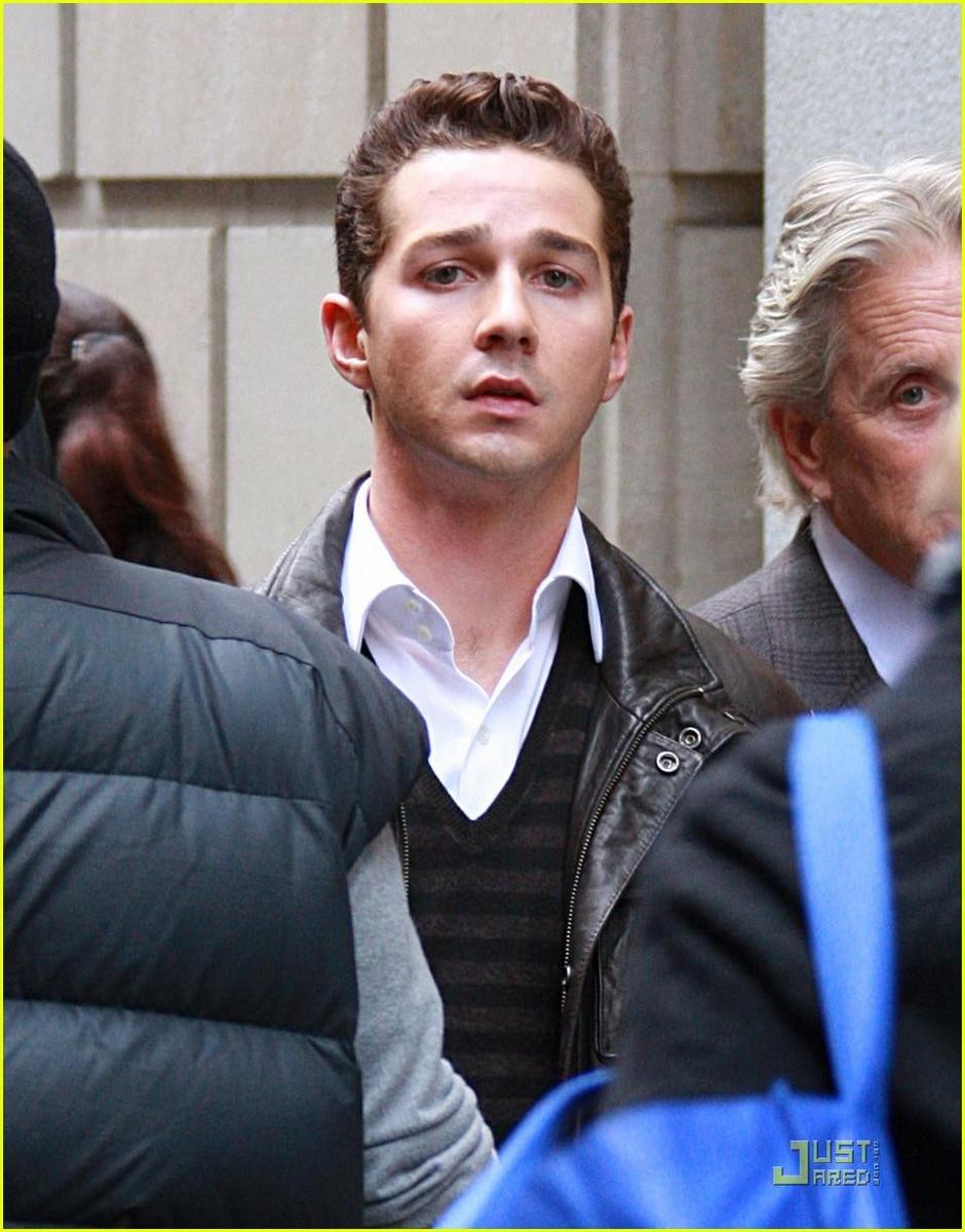 /dateien/np66944,1288793197,shia-labeouf-wall-street-slick-12