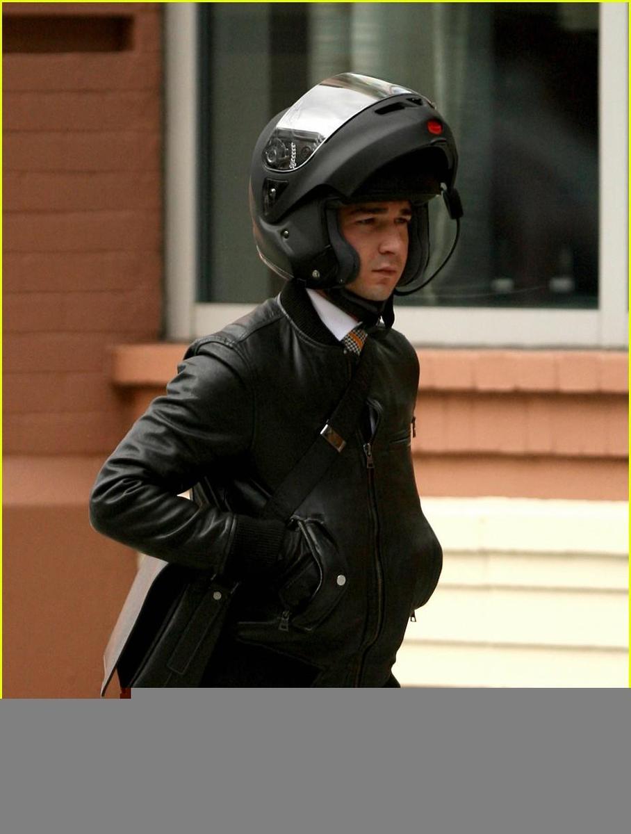 /dateien/np66944,1288870301,shia-labeouf-carey-mulligan-motorcycles-10