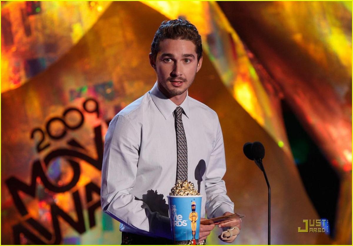 /dateien/np66944,1289400500,shia-labeouf-davidson-mtv-10