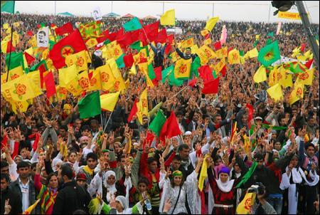 /dateien/pr58671,1288623327,gorkemli newroz2008 2