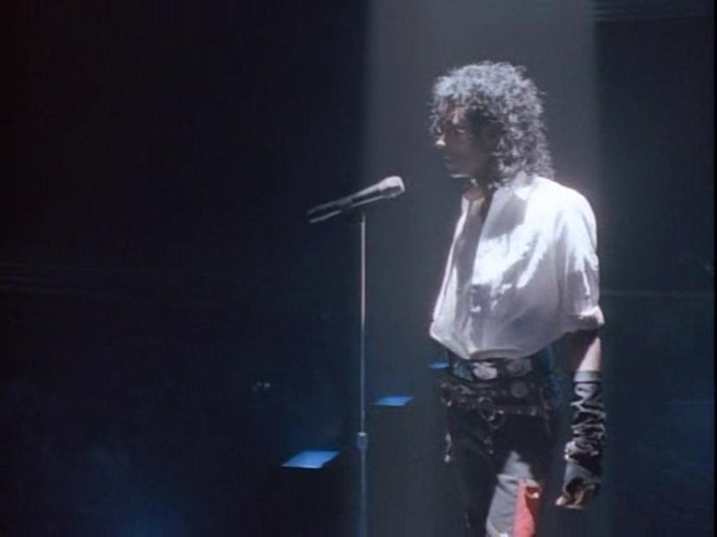 /dateien/uh60207,1270319322,Dirty-Diana-michael-jackson-10635155-1024-768