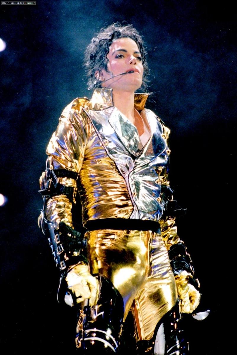 /dateien/uh60207,1272135173,History-World-Tour-michael-jackson-7190628-950-1422