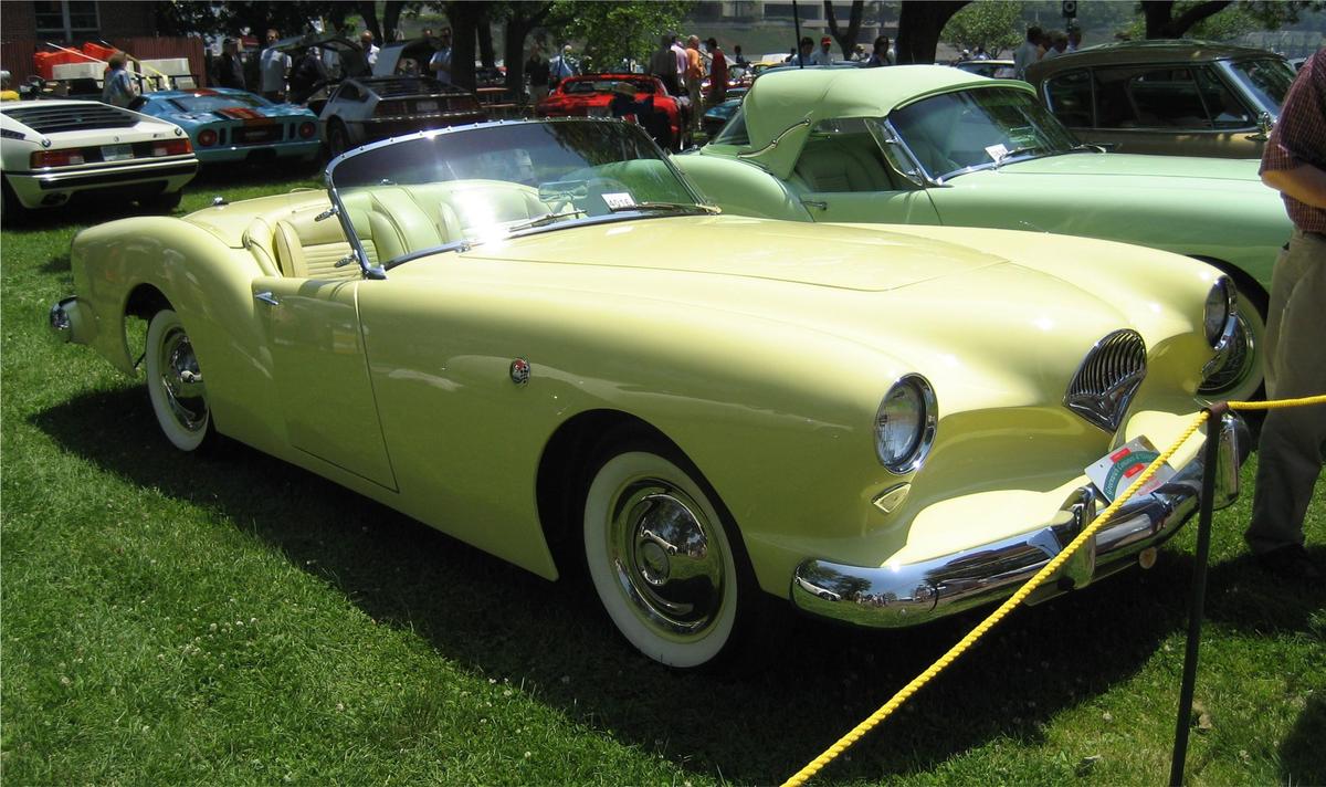 1954 Kaiser Darrin convertible