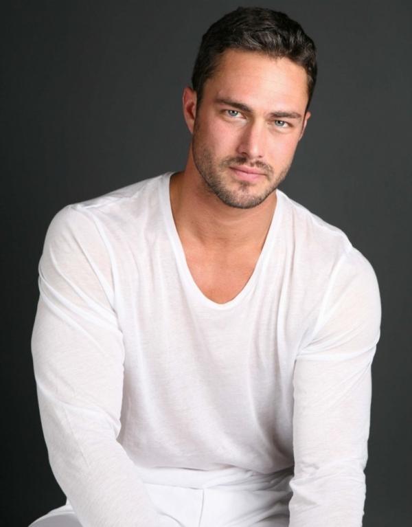 600fulltaylorkinney